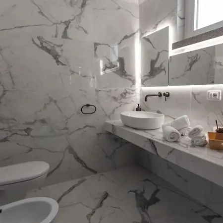 Alexander House San Ferdinando