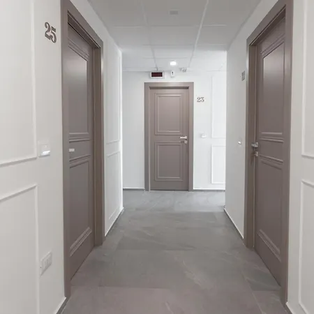 Hotel Alexander House *