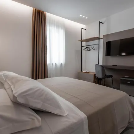 Alexander House Hotel San Ferdinando