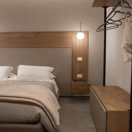 Hotel Alexander House *