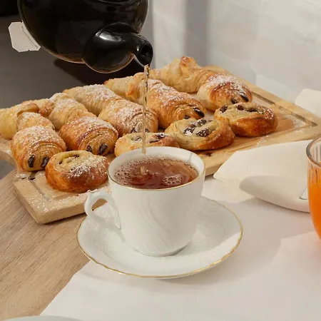 Hotel Alexander House San Ferdinando