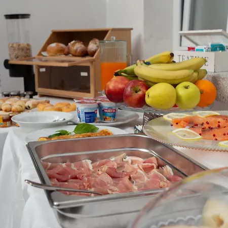 Hotel Alexander House *